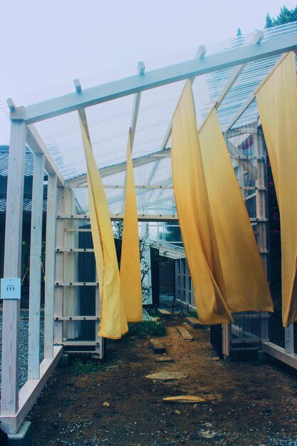 Vantagens dos Toldos de Policarbonato para Ambientes Externos Modernos